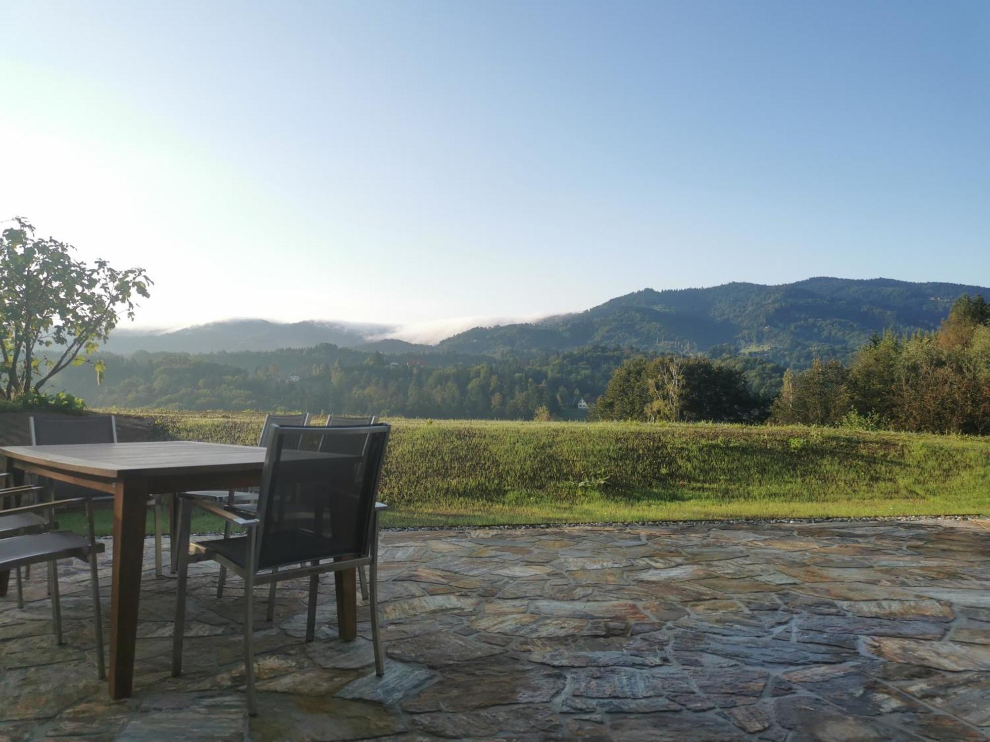 Traumhaftes Ferienhaus am Lateinberg - 8455 Eibiswald Südsteiermark Villa Exterior foto